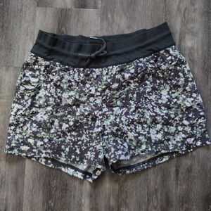 The North Face Aphrodite Shorts